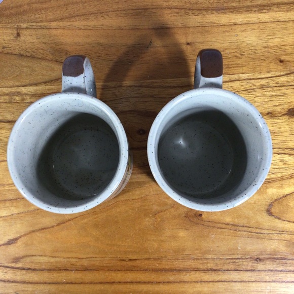 Vintage Speckled Stoneware Hand Painted Bird and Fish Mug Pair - Picture 7 of 8